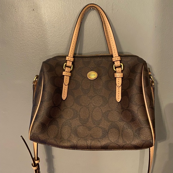 Handbags - BROWN COACH PRINT COACH PURSE | SHOULDER OR CROSSBODY